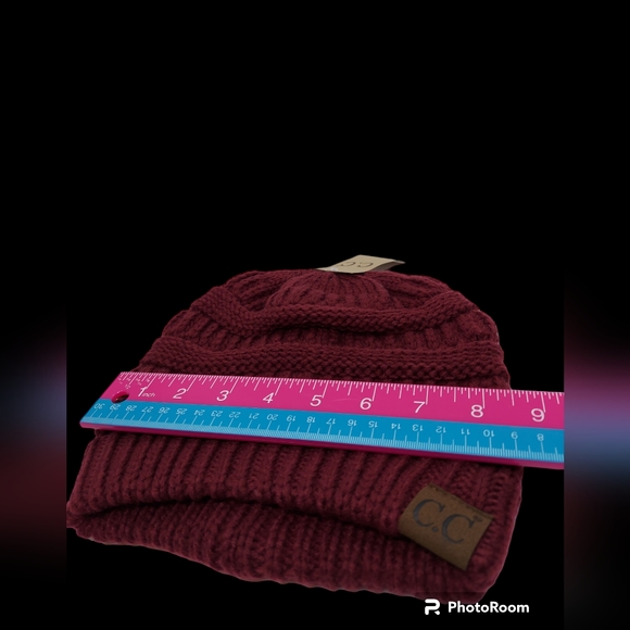 C.C Exclusives Women's Maroon Hat NWT - Picture 6 of 7